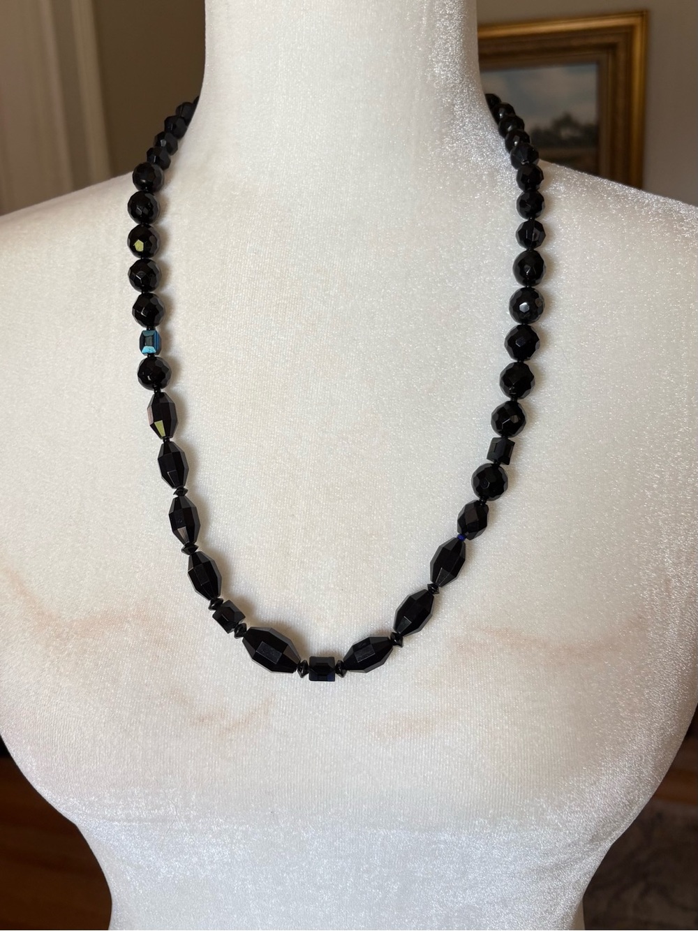 VINTAGE Black Multi-Faceted Bead Necklace w/Random Blue Beads $16.